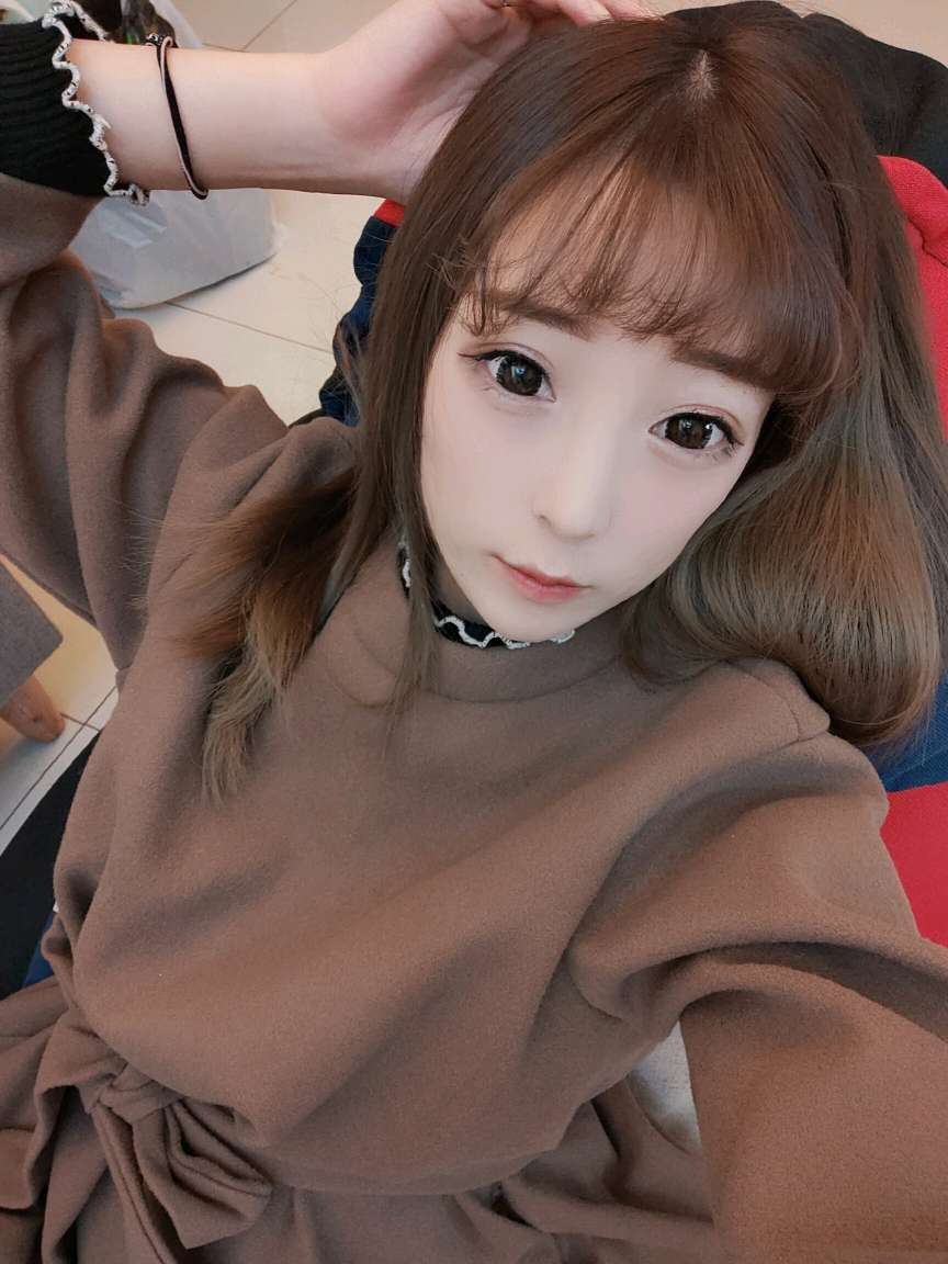 性感小姐姐个人兼职，雪白嫩滑的皮肤敏感水多